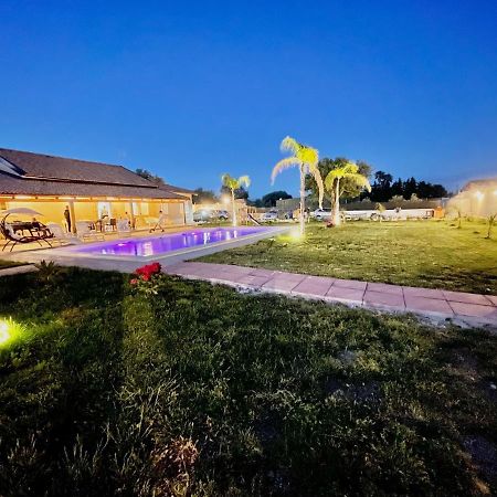 Villa Nunzia Con Piscina, Sauna E Idromassaggio. Floridia Exterior foto